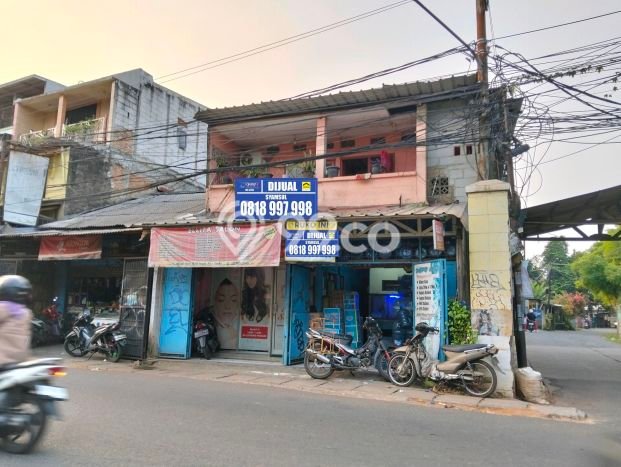 Ruko Bagus Dijual LB 160m2 Lokasi Strategis Tangerang Selatan Area Cocok untuk Berbisnis Ruko Bagus Dijual LB 160m2 Lokasi Strategis Tangerang Selatan Area Cocok untuk Berbisnis