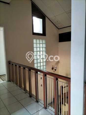 Dijual Rumah Mewah Elegan Dengan View Cantik di Bintaro, Jakarta Selatan Dijual Rumah Mewah Elegan Dengan View Cantik di Bintaro, Jakarta Selatan