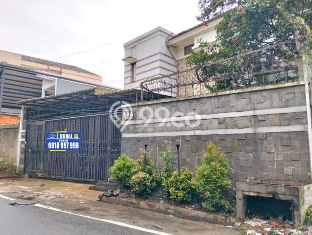 Rumah Elit LB 215m2 Siap Pakai Desain Elegan di Bintaro, Tangerang Selatan Rumah Elit LB 215m2 Siap Pakai Desain Elegan di Bintaro, Tangerang Selatan