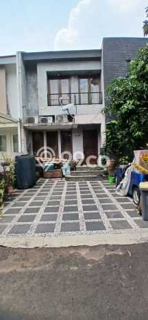 For Sale Hunian Rumah Nyaman 3 KT di Bintaro, Tangerang Selatan For Sale Hunian Rumah Nyaman 3 KT di Bintaro, Tangerang Selatan