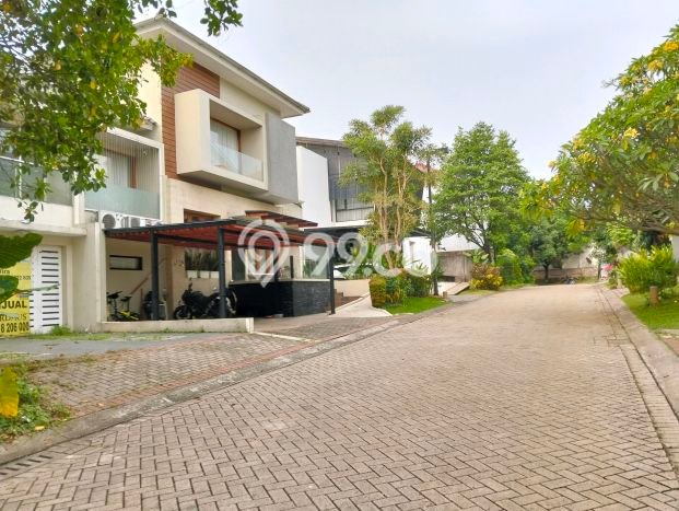 For Sale! Luxury House LT 234m2 Desain Elegan di Bintaro For Sale! Luxury House LT 234m2 Desain Elegan di Bintaro