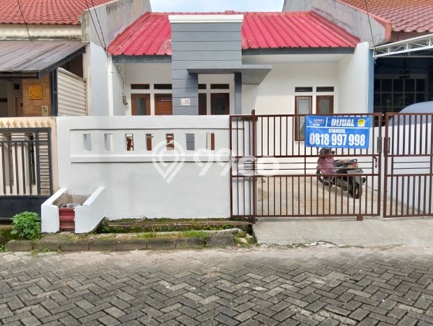 Rumah Luas Asri 2 KT Siap Huni di Bintaro Tangerang Selatan Rumah Luas Asri 2 KT Siap Huni di Bintaro Tangerang Selatan