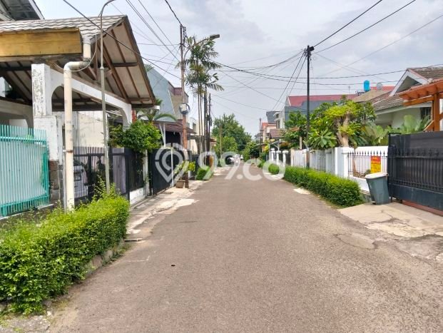 Jual Rumah Modern 4 KT di Bintaro, Jakarta Selatan Jual Rumah Modern 4 KT di Bintaro, Jakarta Selatan