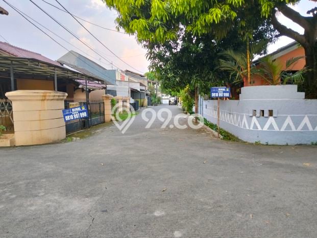 Jual Rumah Favorit Siap Huni LB 250m2 di Pondok Aren, Tangerang Selatan Jual Rumah Favorit Siap Huni LB 250m2 di Pondok Aren, Tangerang Selatan