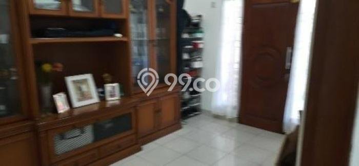 For Sale! Premium House LT 200m2 Desain Elegan di Petukangan For Sale! Premium House LT 200m2 Desain Elegan di Petukangan