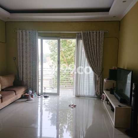 Rumah Luas Asri 4 KT Siap Huni di Bintaro Tangerang Selatan Rumah Luas Asri 4 KT Siap Huni di Bintaro Tangerang Selatan