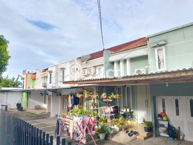 Rumah Minimalis 3 KT di Bintaro Tangerang Selatan Unfurnished Rumah Minimalis 3 KT di Bintaro Tangerang Selatan Unfurnished