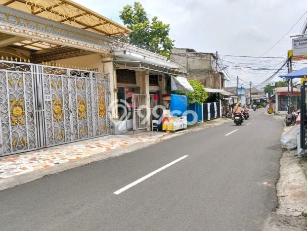 Ruko Bagus Dijual LB 21m2 Lokasi Strategis Jakarta Selatan Area Cocok untuk Bisnis Ruko Bagus Dijual LB 21m2 Lokasi Strategis Jakarta Selatan Area Cocok untuk Bisnis