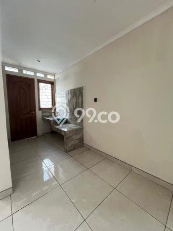 For Sale Hunian Rumah Terawat 4 KT di Bintaro, Tangerang Selatan For Sale Hunian Rumah Terawat 4 KT di Bintaro, Tangerang Selatan
