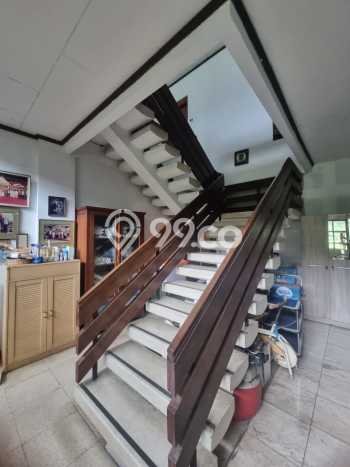 Hunian Eksklusif Siap Huni LT 1021m2 di Pesanggrahan, Jakarta Selatan Hunian Eksklusif Siap Huni LT 1021m2 di Pesanggrahan, Jakarta Selatan