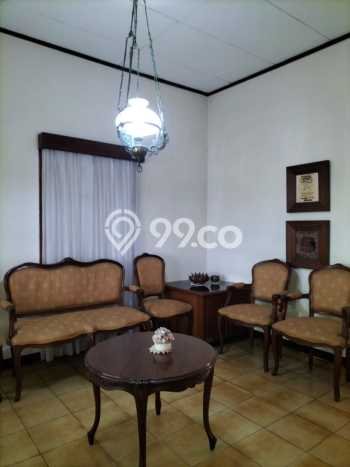 Dijual Rumah Mewah Elegan Dengan View Cantik di Bintaro, Jakarta Selatan Dijual Rumah Mewah Elegan Dengan View Cantik di Bintaro, Jakarta Selatan