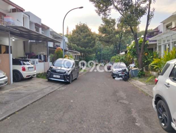 Rumah Modern 4 KT di Bintaro Tangerang Selatan Unfurnished Rumah Modern 4 KT di Bintaro Tangerang Selatan Unfurnished