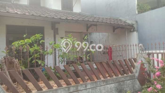 For Sale Hunian Rumah Terawat 4 KT di Bintaro, Jakarta Selatan For Sale Hunian Rumah Terawat 4 KT di Bintaro, Jakarta Selatan