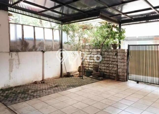 Rumah Modern Minimalis 4 Kamar Bisa Langsung Pindah di Pesanggrahan Rumah Modern Minimalis 4 Kamar Bisa Langsung Pindah di Pesanggrahan