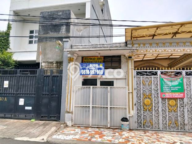 Ruko Bagus Dijual LB 21m2 Lokasi Strategis Jakarta Selatan Area Cocok untuk Bisnis Ruko Bagus Dijual LB 21m2 Lokasi Strategis Jakarta Selatan Area Cocok untuk Bisnis