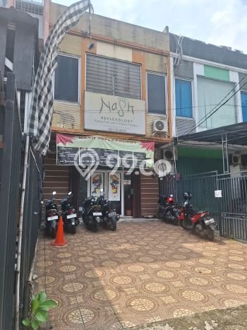 Ruko paling strategis disewakan di Tebet Jakarta Selatan Ruko paling strategis disewakan di Tebet Jakarta Selatan