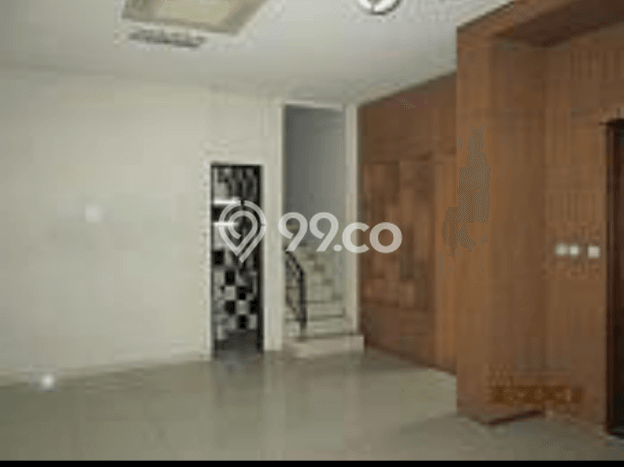 Rumah Nyaman di Tebet, 8 KT, Area Strategis, LT 312m² Bangunan 850m² Rumah Nyaman di Tebet, 8 KT, Area Strategis, LT 312m² Bangunan 850m²