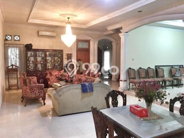 Rumah area Tebet, 5 KT, Dekat Fasilitas Umum, LT 300m² Bangunan 400m² Rumah area Tebet, 5 KT, Dekat Fasilitas Umum, LT 300m² Bangunan 400m²