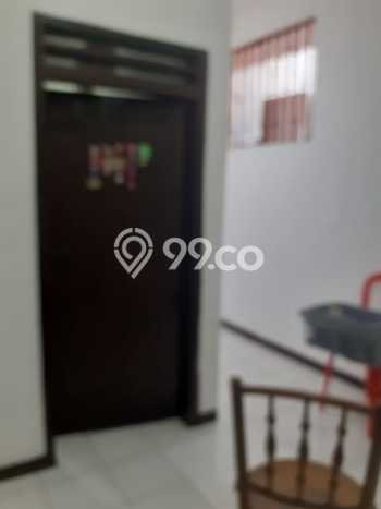 For Sale Rumah 3 Kamar Lokasi Ideal Bagus dan Strategis di Tebet For Sale Rumah 3 Kamar Lokasi Ideal Bagus dan Strategis di Tebet