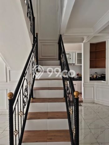 Rumah area Tebet, 3 KT, Akses Universitas, LT 150m² Bangunan 250m² Rumah area Tebet, 3 KT, Akses Universitas, LT 150m² Bangunan 250m²