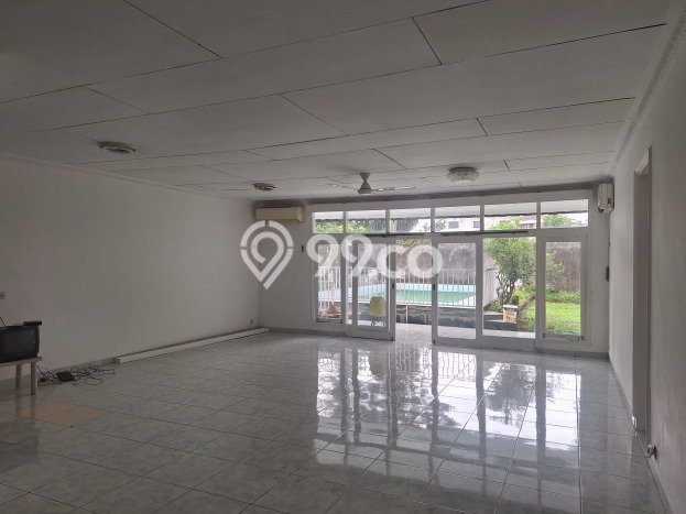 Rumah sewa siap huni 4 KT di Kemang, Jakarta Selatan Rumah sewa siap huni 4 KT di Kemang, Jakarta Selatan