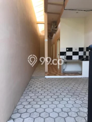 Kost Dijual di Keputih dengan 7 KT dan Luas 150m2 Kost Dijual di Keputih dengan 7 KT dan Luas 150m2