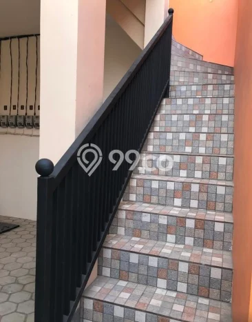 Kost Dijual di Keputih dengan 7 KT dan Luas 150m2 Kost Dijual di Keputih dengan 7 KT dan Luas 150m2