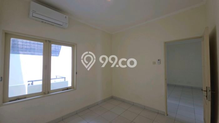 Rumah Luxury Modern Tanpa Renovasi di Permata Buana Jakarta Barat Rumah Luxury Modern Tanpa Renovasi di Permata Buana Jakarta Barat