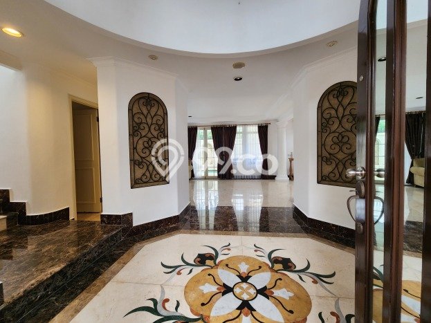 Rumah Disewakan Tangerang LT 540m2 LB 385m2 Area Lippo Karawaci Rumah Disewakan Tangerang LT 540m2 LB 385m2 Area Lippo Karawaci
