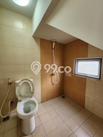 Disewakan! Rumah 4 Kamar Tidur &
3 Kamar Mandi di gading serpong samara village, Tangerang Disewakan! Rumah 4 Kamar Tidur &
3 Kamar Mandi di gading serpong samara village, Tangerang
