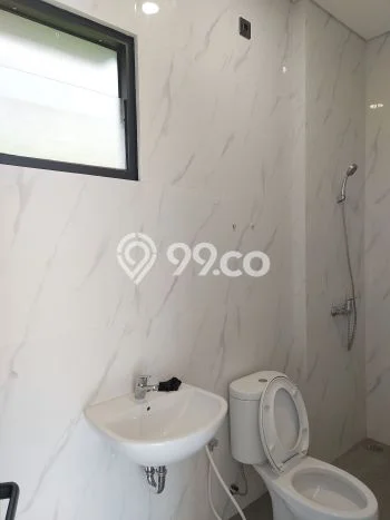 Ruko Dijual di Prime Area Bandung Luas 193m2 Ruko Dijual di Prime Area Bandung Luas 193m2