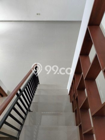 Jual Rumah Eksklusif 3 KT di Buah Batu, Bandung Jual Rumah Eksklusif 3 KT di Buah Batu, Bandung