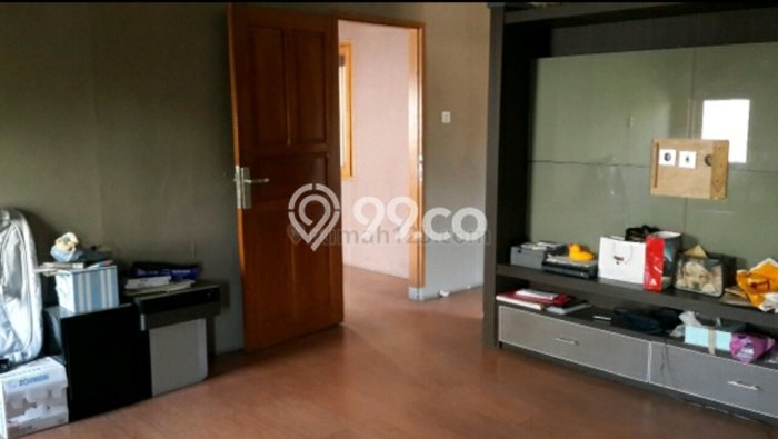 Rumah Mewah LB 170m2 Siap Huni Desain Elegan di Pasteur, Bandung Rumah Mewah LB 170m2 Siap Huni Desain Elegan di Pasteur, Bandung