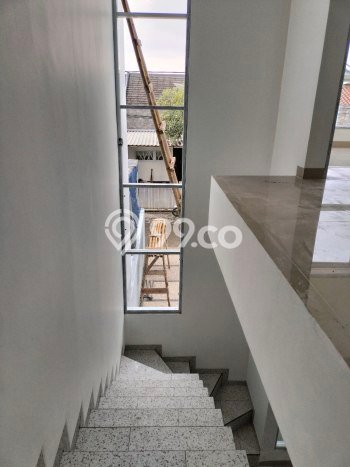 Hunian Cantik Minimalis Lb 145m2 di Arcamanik, Bandung Hunian Cantik Minimalis Lb 145m2 di Arcamanik, Bandung