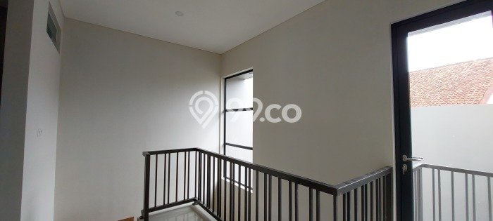 Jual Rumah Bagus Siap Huni LB 130m2 di Cimahi Utara, Cimahi Jual Rumah Bagus Siap Huni LB 130m2 di Cimahi Utara, Cimahi