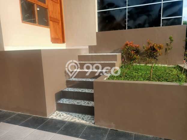 Rumah Modern 2 KT di Sariwangi Bandung Unfurnished Rumah Modern 2 KT di Sariwangi Bandung Unfurnished