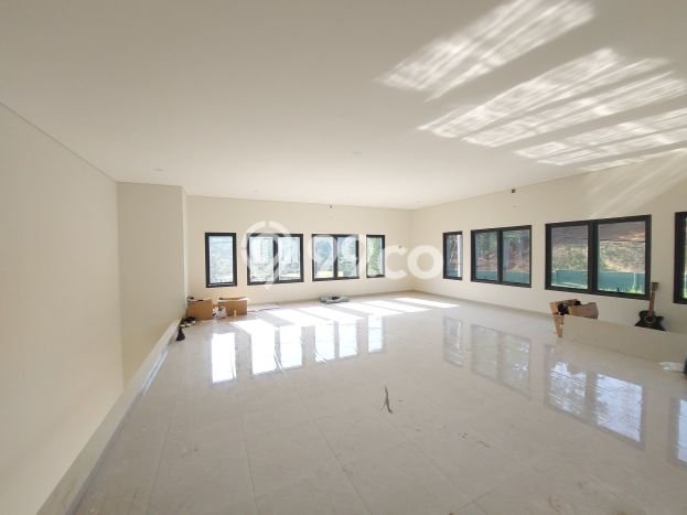 Ruko Dijual di Prime Area Bandung Luas 193m2 Ruko Dijual di Prime Area Bandung Luas 193m2