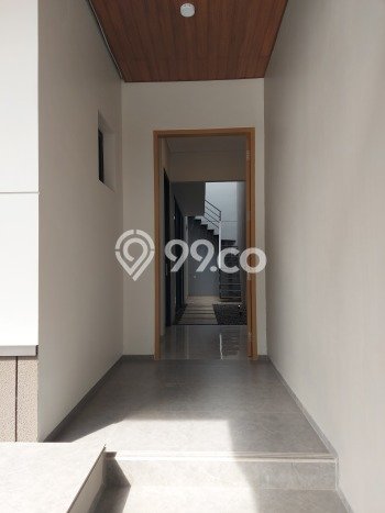 Rumah Elit LB 180m2 Siap Pakai Desain Elegan di Setra Duta, Bandung Rumah Elit LB 180m2 Siap Pakai Desain Elegan di Setra Duta, Bandung