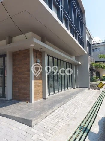 Ruko Dijual di Prime Area Bandung Luas 193m2 Ruko Dijual di Prime Area Bandung Luas 193m2