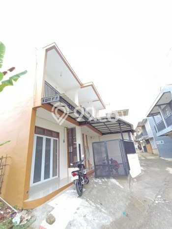 Jual Rumah Modern 4 KT di Cihanjuang, Bandung Jual Rumah Modern 4 KT di Cihanjuang, Bandung