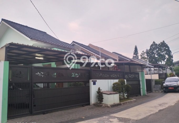 Dijual Hunian Mewah dengan Fasilitas Sekitar Komplit di Sukasari, Bandung Dijual Hunian Mewah dengan Fasilitas Sekitar Komplit di Sukasari, Bandung