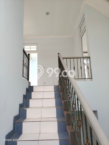 Rumah sewa siap pakai 4 Kamar Tidur di Kemang Pratama, Bekasi Rumah sewa siap pakai 4 Kamar Tidur di Kemang Pratama, Bekasi