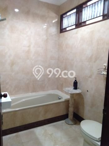 Hunian Mewah LB 250m2 Siap Huni Desain Elegan di Caturtunggal, Yogyakarta Hunian Mewah LB 250m2 Siap Huni Desain Elegan di Caturtunggal, Yogyakarta