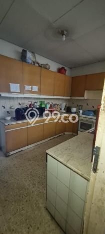 Siap Huni Hunian Elit 4 Kamar di Kebayoran Lama Dekat ke Mana Pun Siap Huni Hunian Elit 4 Kamar di Kebayoran Lama Dekat ke Mana Pun
