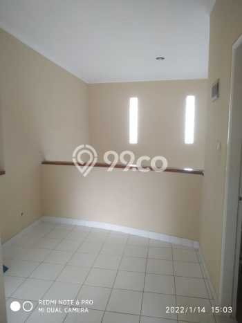 Rumah Elit Modern Siap Huni di BSD Puspita Loka Tangerang Rumah Elit Modern Siap Huni di BSD Puspita Loka Tangerang