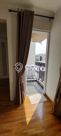 Siap Huni Rumah Mewah 5 Kamar di Taktakan Dekat ke Mana Saja Siap Huni Rumah Mewah 5 Kamar di Taktakan Dekat ke Mana Saja