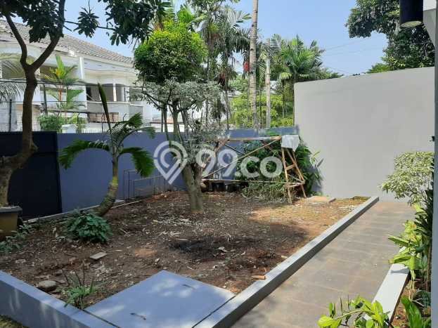 HUNIAN BERKELAS! Rumah Exclusive Cinere, Depok, Luas Tanah 300m² LB 300m² HUNIAN BERKELAS! Rumah Exclusive Cinere, Depok, Luas Tanah 300m² LB 300m²