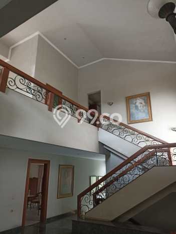 Rumah Tenang di Cinere, 6 KT, LT 658m² LB 555m² Rumah Tenang di Cinere, 6 KT, LT 658m² LB 555m²