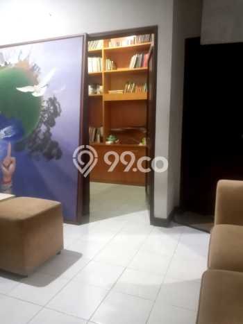 Rumah Dijual Dalam Komplek Dengan Tanah Luas di Limo Depok Rumah Dijual Dalam Komplek Dengan Tanah Luas di Limo Depok