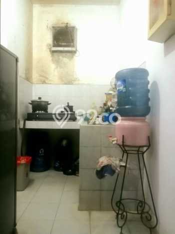 Rumah Dijual Dalam Komplek Dengan Tanah Luas di Limo Depok Rumah Dijual Dalam Komplek Dengan Tanah Luas di Limo Depok